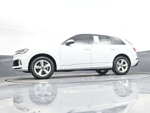 Used 2023 Audi Q7 3.0T Premium w/ Convenience Package AWD/4WD image 37