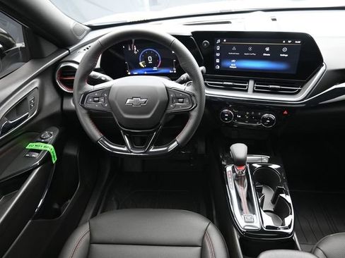 New 2026 Chevrolet Trax RS w/ Sunroof Package image 26