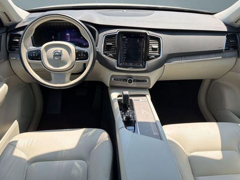 Certified 2023 Volvo XC90 B6 Plus AWD/4WD image 16
