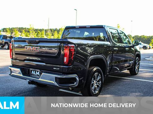 Used 2026 GMC Sierra 1500 SLT AWD/4WD image 4