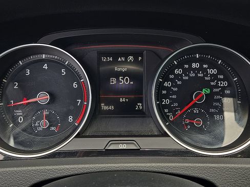 Used 2020 Volkswagen GTI SE FWD image 18