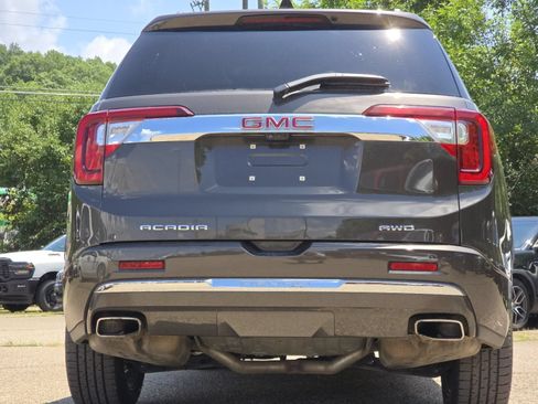 Used 2020 GMC Acadia Denali w/ Denali Ultimate Package AWD/4WD image 18