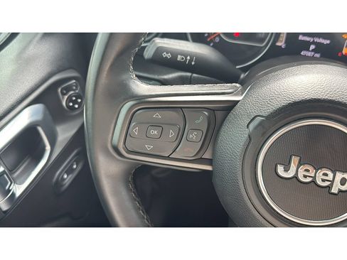 Used 2022 Jeep Gladiator Sport AWD/4WD image 26