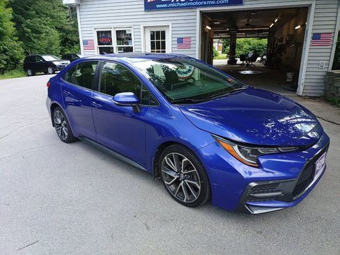 Used 2020 Toyota Corolla XSE FWD image 12