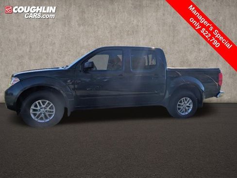 Certified 2021 Nissan Frontier SV image 4