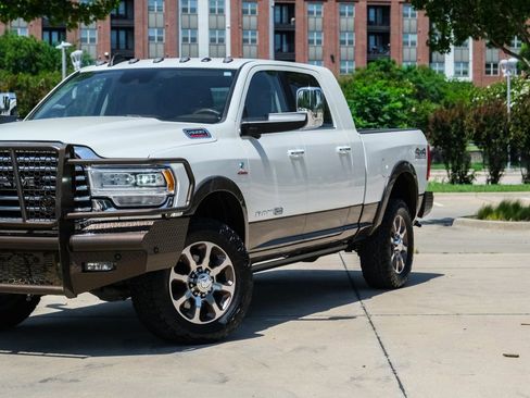 Used 2019 RAM 2500 Limited AWD/4WD image 9