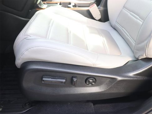 Used 2020 Honda CR-V Touring image 16