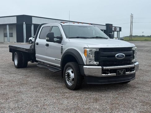 Used 2017 Ford F450 XL w/ Power Equipment Group AWD/4WD image 3