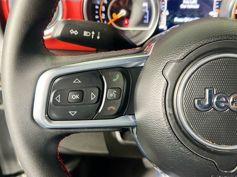 Used 2023 Jeep Gladiator Rubicon image 18