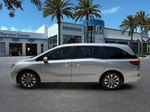 Used 2024 Honda Odyssey EX-L image 4