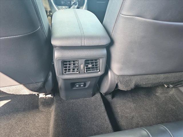 Used 2020 Toyota RAV4 XSE w/ XSE Grade Weather Package AWD/4WD image 18