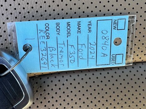 Used 2024 Ford F350 Lariat w/ Tremor Off-Road Package image 25