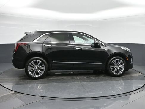 Used 2025 Cadillac XT5 Premium Luxury image 8