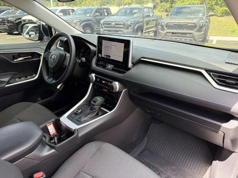 Used 2024 Toyota RAV4 AWD Hybrid image 18