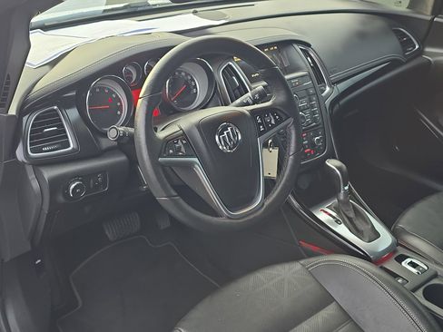 Used 2016 Buick Cascada image 13