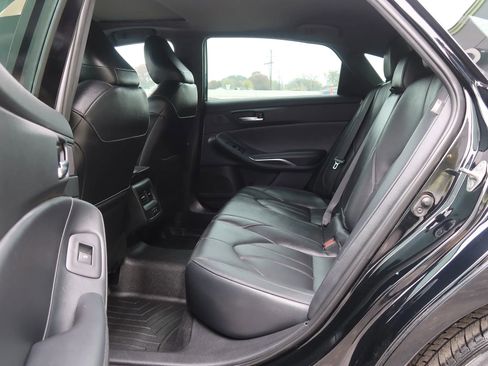 Used 2019 Toyota Avalon XLE image 19