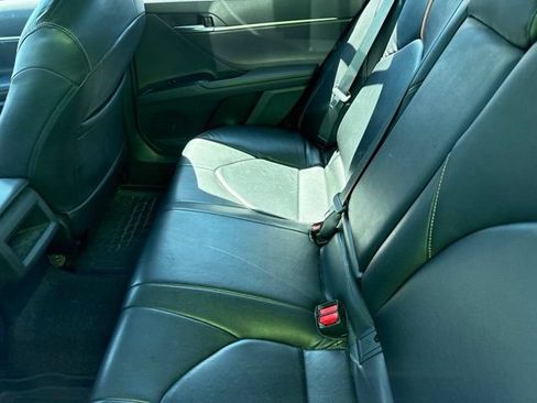 Used 2019 Toyota Camry LE FWD image 8