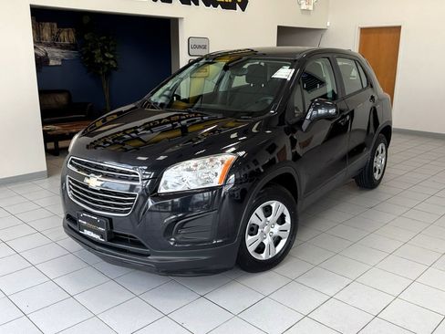 Used 2015 Chevrolet Trax LS image 1