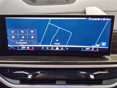 Used 2025 BMW X7 xDrive40i image 17