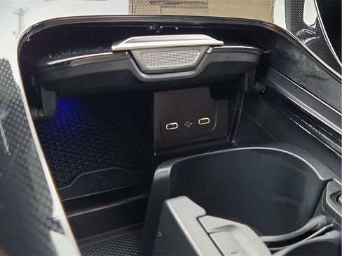 New 2026 Mercedes-Benz C 300 Sedan image 21