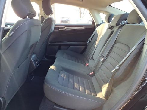 Certified 2019 Ford Fusion SE image 8