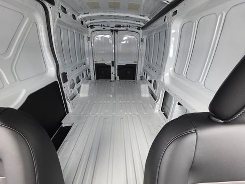New 2026 Ford Transit 250 148 Medium Roof image 37