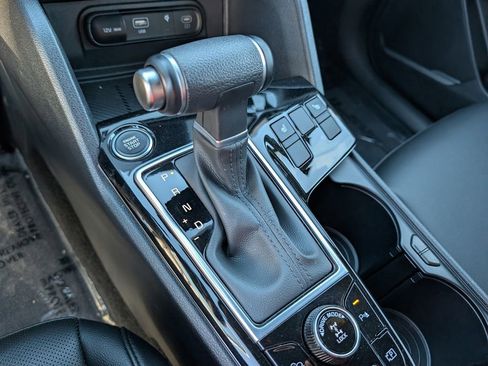 Used 2025 Kia Sportage X-Line w/ Premium Package image 28