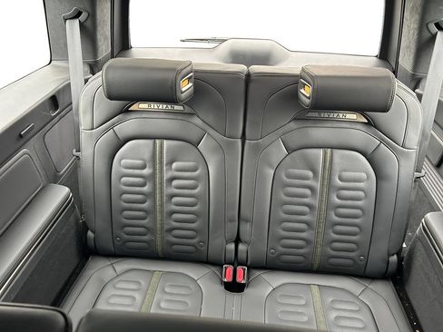 Used 2023 Rivian R1S Adventure AWD/4WD image 25