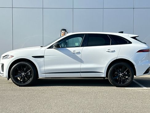 Used 2025 Jaguar F-PACE R-Dynamic S image 2
