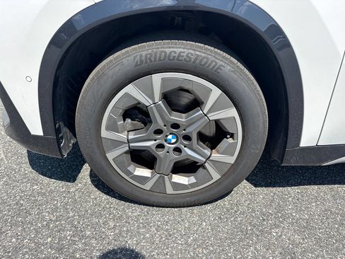 Used 2026 BMW X1 xDrive28i AWD/4WD image 11