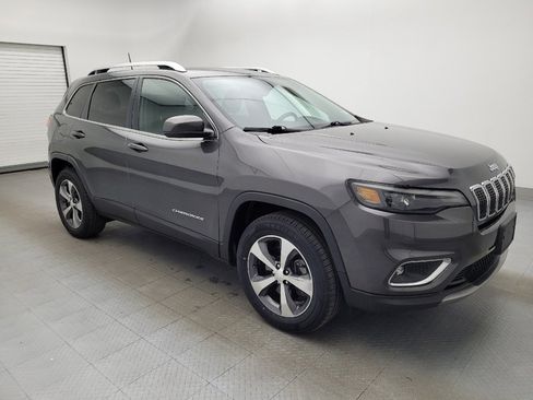 Used 2019 Jeep Cherokee Limited image 11