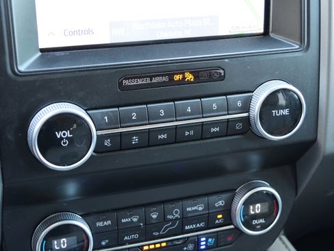 Used 2021 Ford Expedition Max XLT AWD/4WD image 27
