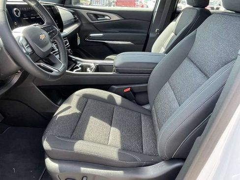 New 2026 Chevrolet Traverse LT FWD image 12