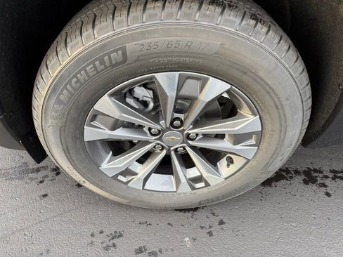 New 2026 Chevrolet Equinox LT w/ Convenience Package II image 6