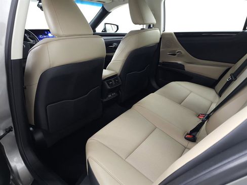 Certified 2020 Lexus ES 350 w/ Premium Package image 29