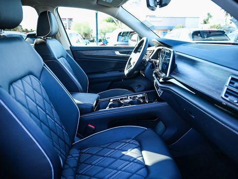 New 2026 Volkswagen Atlas SEL Premium R-Line image 32