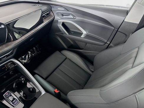 New 2025 Audi Q5 Premium Plus image 24