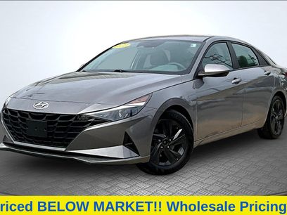 Used 2022 Hyundai Elantra SEL w/ Cargo Package