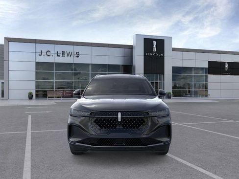 New 2026 Lincoln Nautilus Black Label w/ Jet Appearance Package image 7