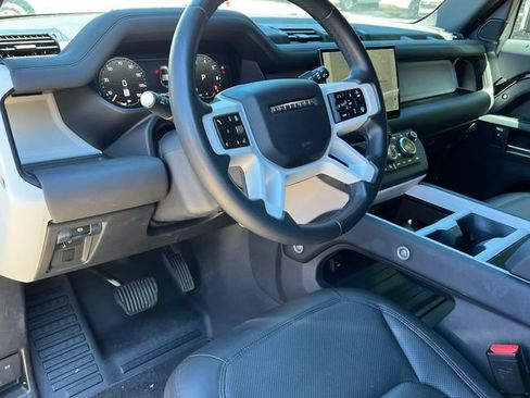 Used 2025 Land Rover Defender 110 S AWD/4WD image 17