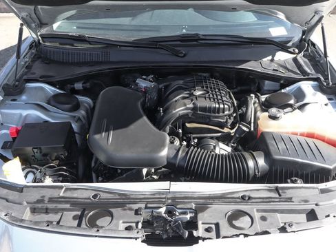 Used 2023 Chrysler 300 Touring w/ Sport Appearance Package RWD image 11