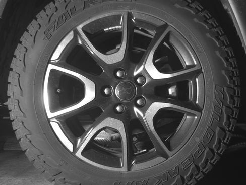 Used 2025 Jeep Compass Trailhawk w/ Trailer Tow Group AWD/4WD image 15
