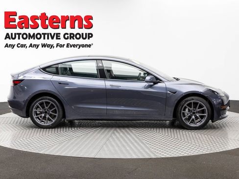 Used 2023 Tesla Model 3 Standard Range RWD image 4
