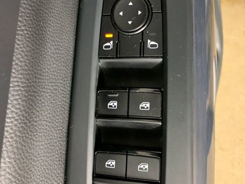 Used 2023 Nissan Pathfinder Rock Creek image 16