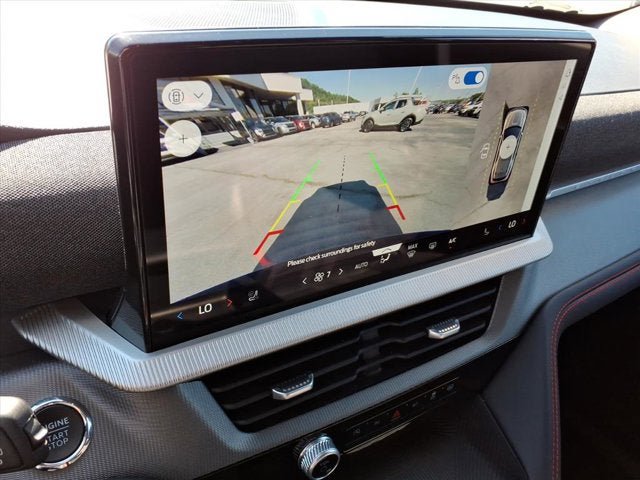 Used 2025 Ford Explorer ST-Line w/ ST-Line Street Pack AWD/4WD image 19