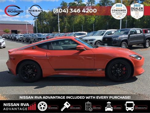 New 2024 Nissan Z Performance w/ Heritage Edition image 4