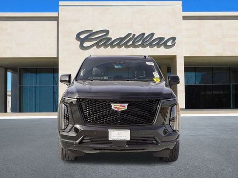 Certified 2026 Cadillac Escalade Platinum Sport image 10