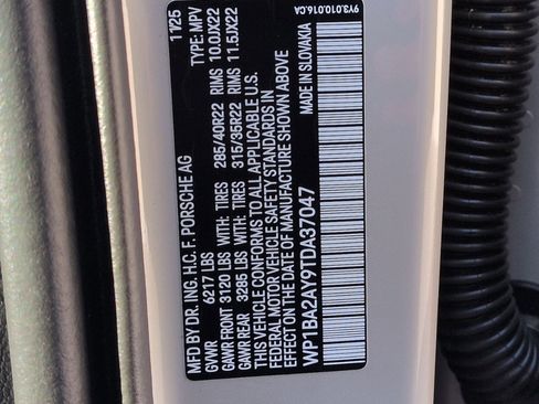 New 2026 Porsche Cayenne Coupe image 19