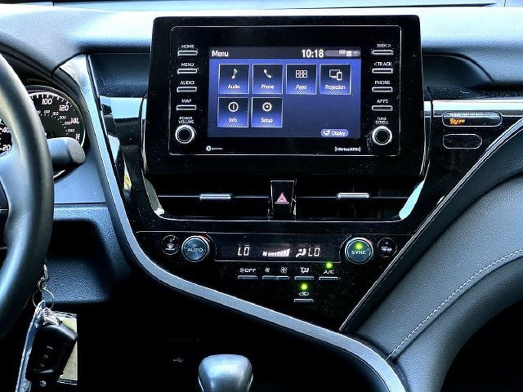 Certified 2024 Toyota Camry SE FWD image 28