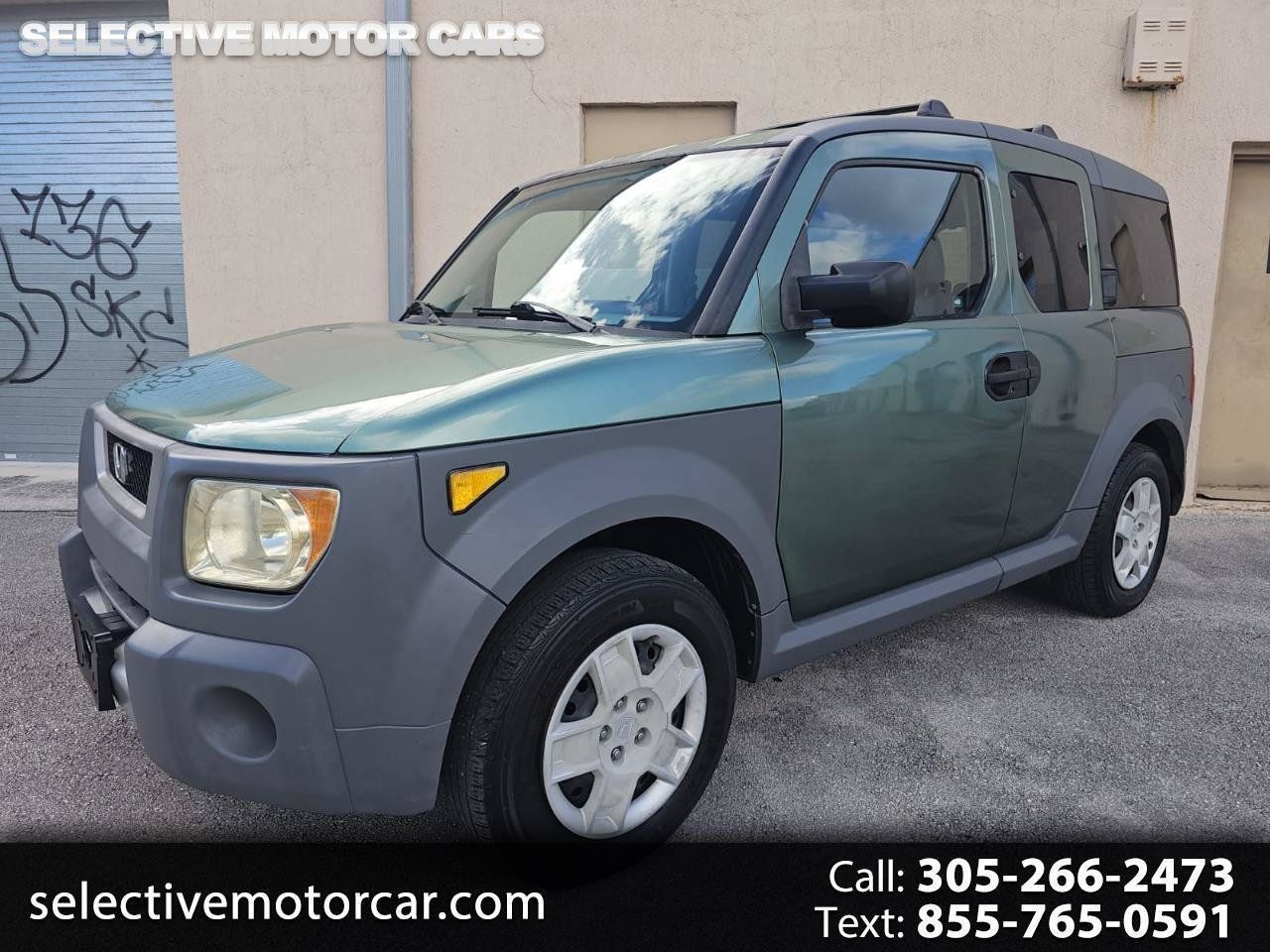 Used 2005 Honda Element LX image 1